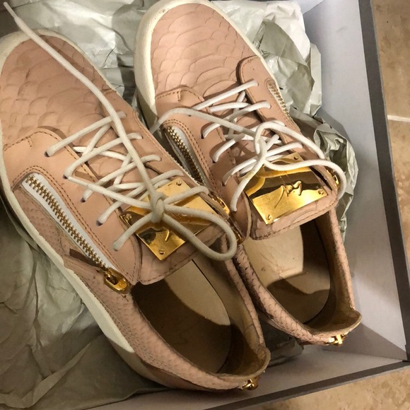 Giuseppe Zanotti Design Pink Sneaker - Picture 2 of 3